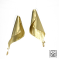 Load image into Gallery viewer, 4th St "calla-lilly" earrings