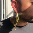 Load image into Gallery viewer, 4th St "calla-lilly" earrings