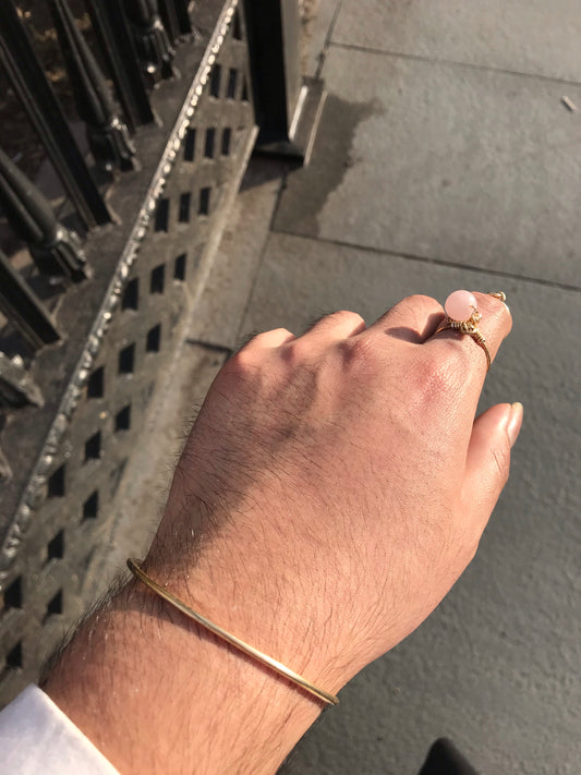 “Abrázame bangle”