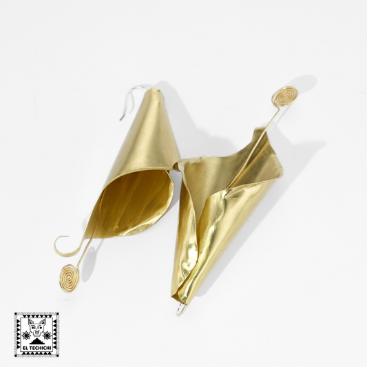 4th St "calla-lilly" earrings